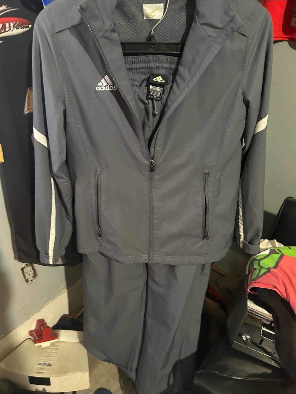 Adidas jogger set